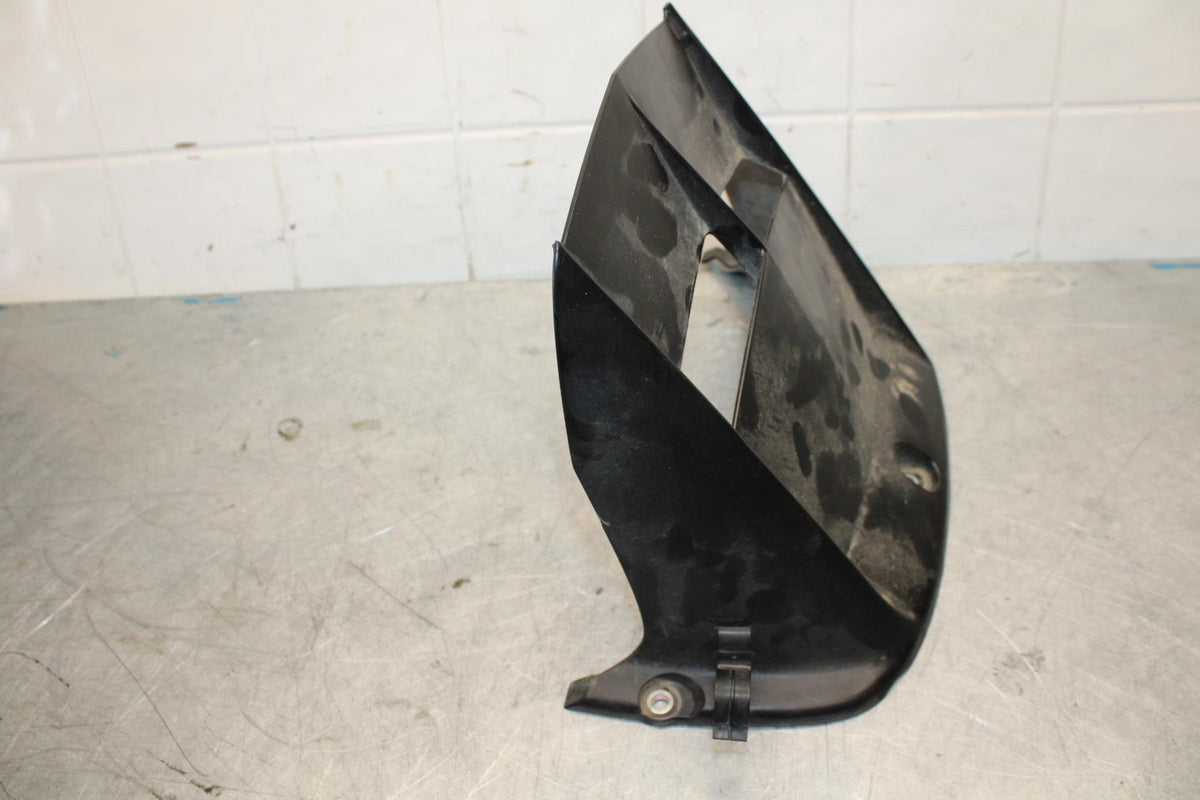 08-16 YAMAHA YZF R6 REAR WHEEL TIRE HUGGER FENDER 2C0-21650-00-00 BB436