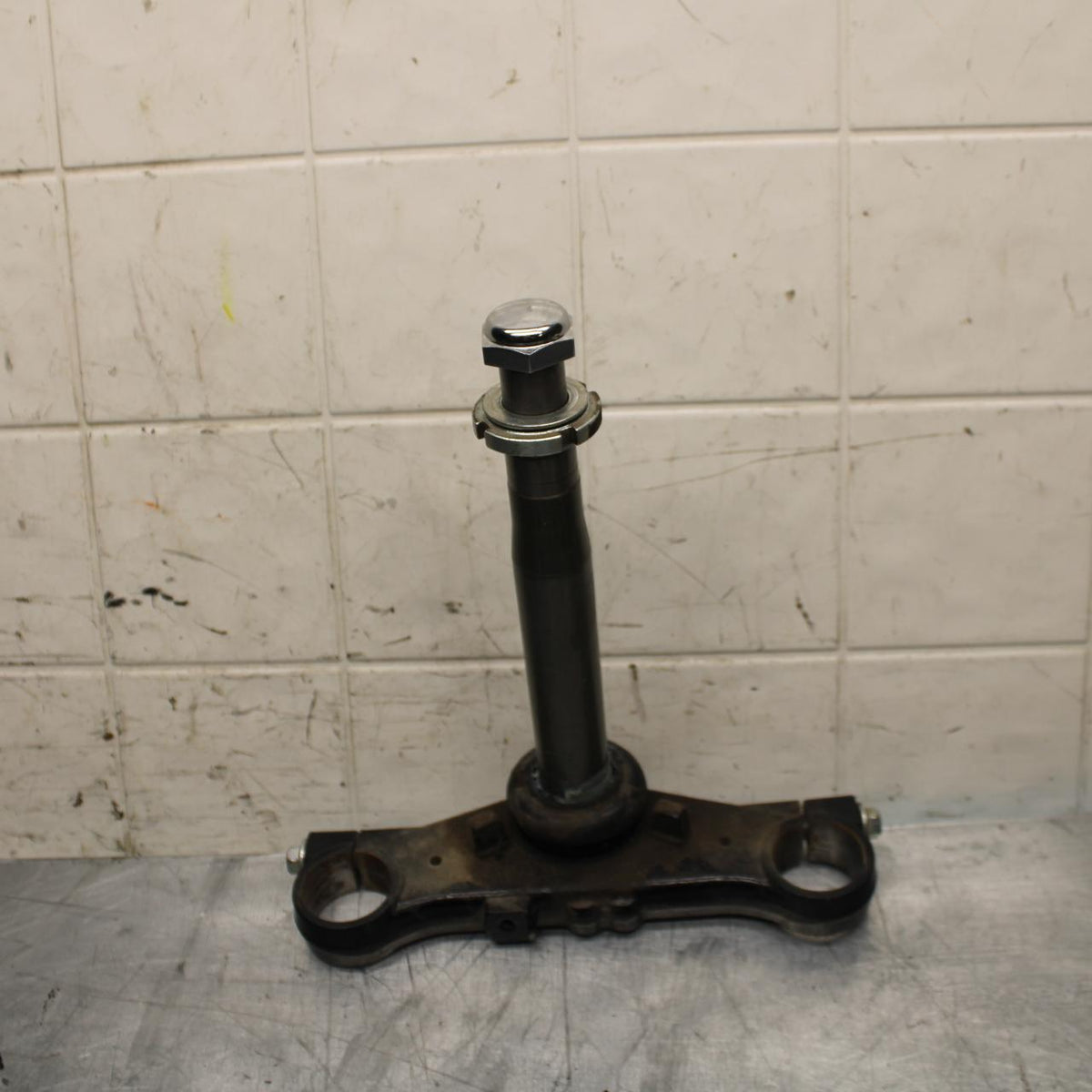 17-23 SUZUKI GSXR 250 GSX250RL8 FRONT FORKS CLAMP LOWER TRIPLE TREE STEM BB490