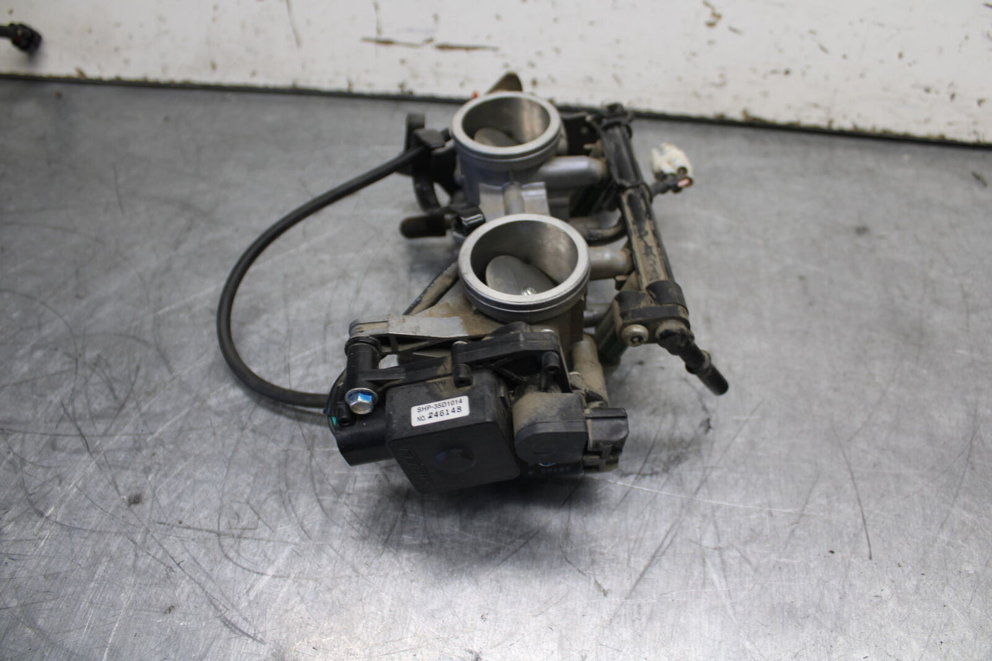 12-17 KAWASAKI ER-6N Z650 MAIN FUEL INJECTORS / THROTTLE BODIES BB709