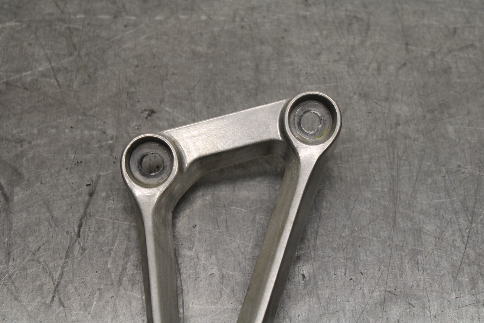 15-16 HONDA CB300F REAR BACK PASSENGER PEG SET PAIR BB740