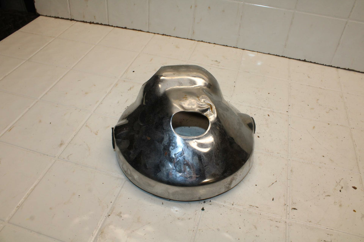 80-83 YAMAHA MAXIM 650 XJ650 HEADLIGHT CASE HOUSING BUCKET BB403