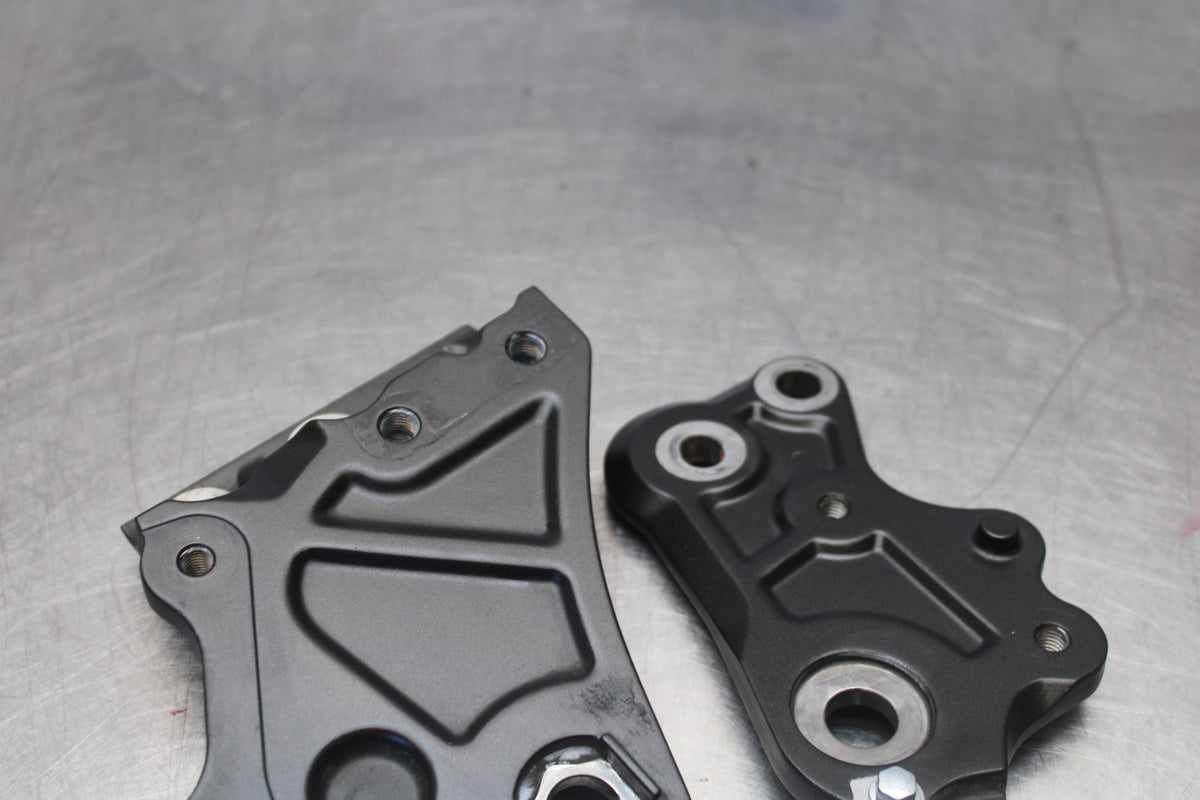 23-24 YAMAHA MT-07 LEFT RIGHT REARSET REAR SET DRIVER PEG BRACKETS MOUNTS BB927