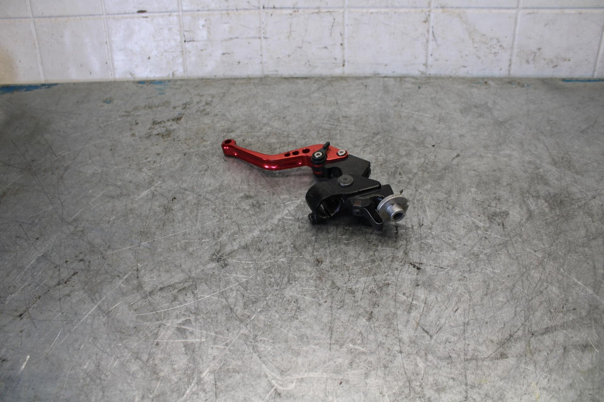 08-16 YAMAHA YZF R6 CLUTCH PERCH MOUNT WITH LEVER 