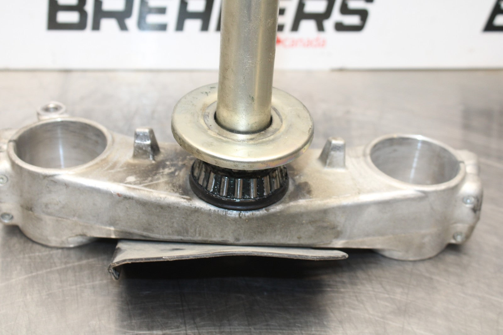 06-07 SUZUKI GSXR 600 FRONT FORKS CLAMP LOWER TRIPLE TREE STEM BB178