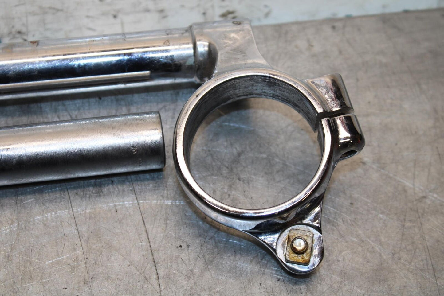 2001 Suzuki GSXR750 LEFT RIGHT CLIP ON ONS HANDLEBARS PAIR SET 56111-35F02 BB553