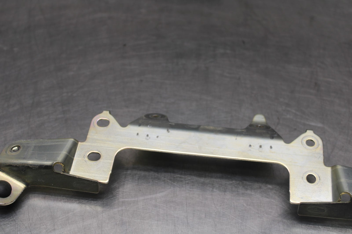 23-24 YAMAHA MT-07 REAR SEAT MOUNTING BRACKET MOUNT BB927