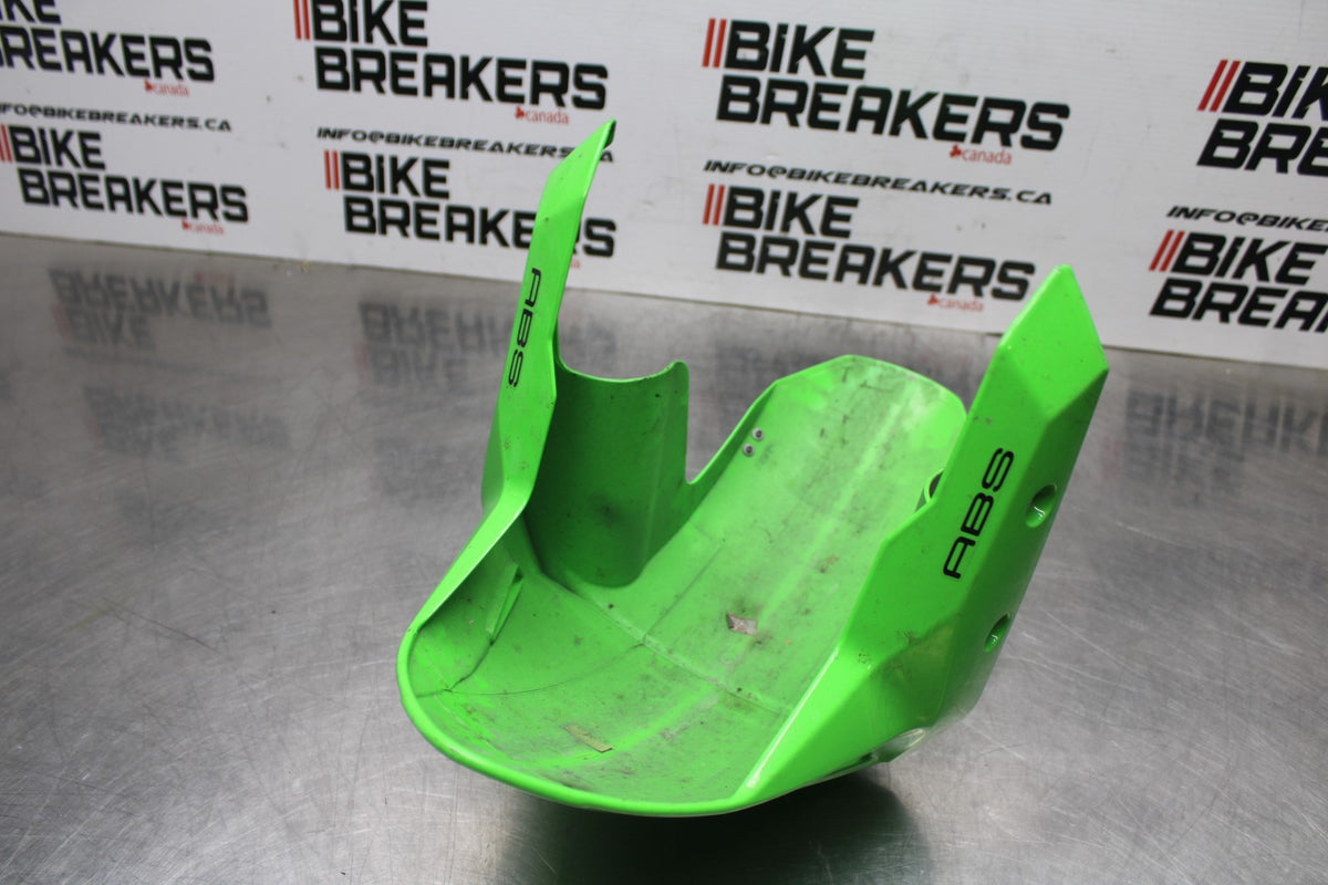 24-25 KAWASAKI NINJA ZX4R FRONT WHEEL FENDER COWL FAIRING BB827