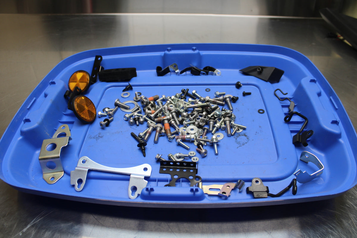 23-24 KAWASAKI NINJA ZX14R MOUNTING BOLTS HARDWARE MOTOR SCREWS BB141