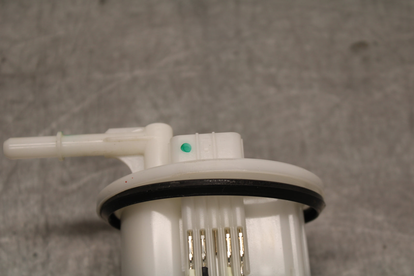 24 KAWASAKI NINJA 500 ABS FUEL PUMP GAS PETROL SENDER UNIT BB730