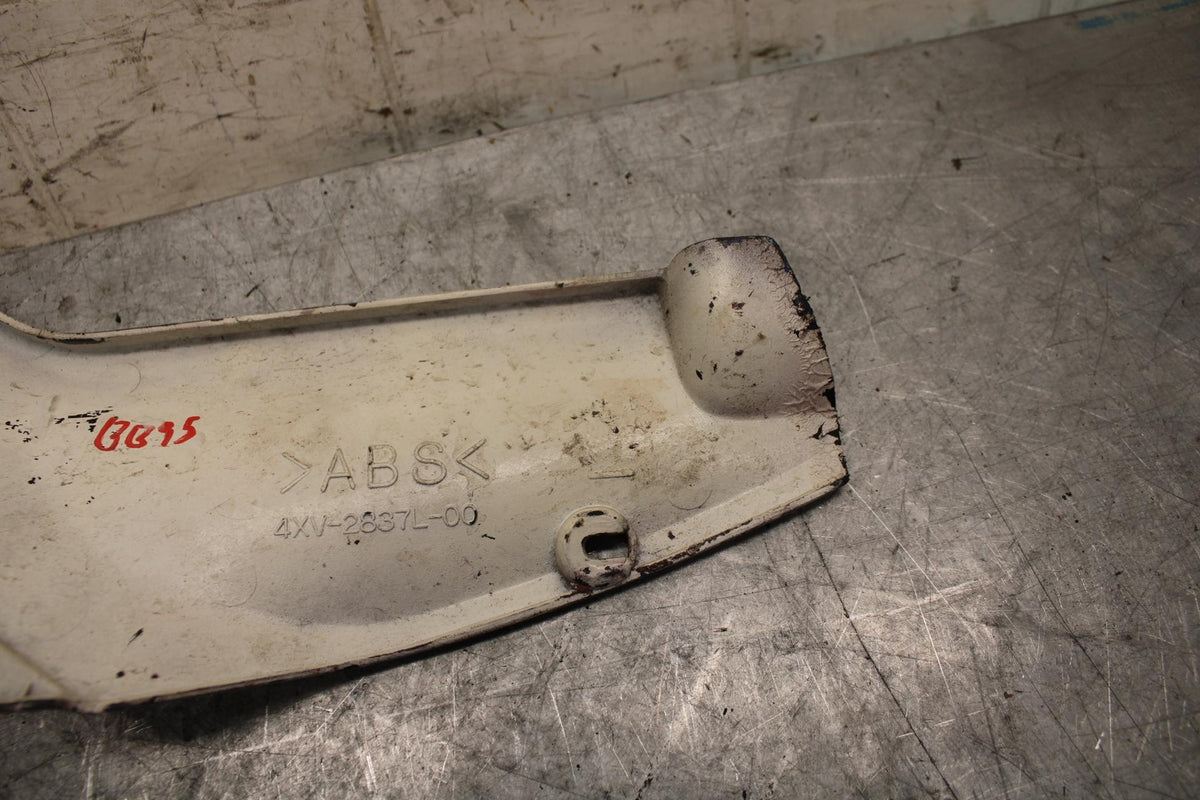 1999 Yamaha YZF R1 LEFT FRONT DUCT COVER PANEL COWL BB50