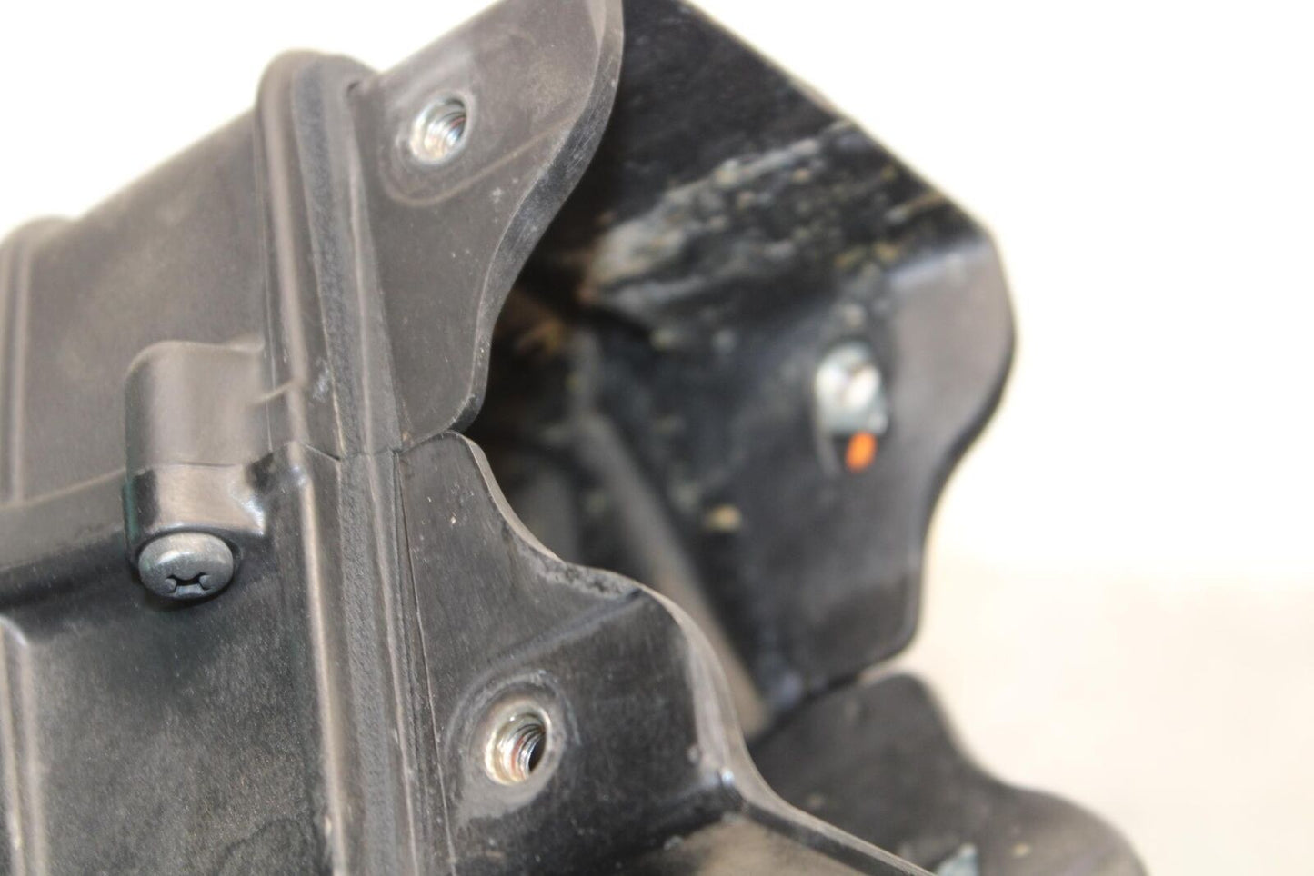 2011 Kawasaki Ninja ZX6R ZX600R RAM AIR INTAKE TUBE DUCT 39045-0039 BB587