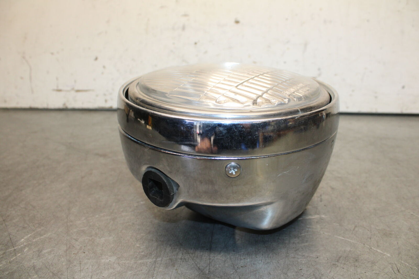 85-86 SUZUKI MADURA 1200 SINGLE HEADLIGHT HEAD LAMP LIGHT  BB691