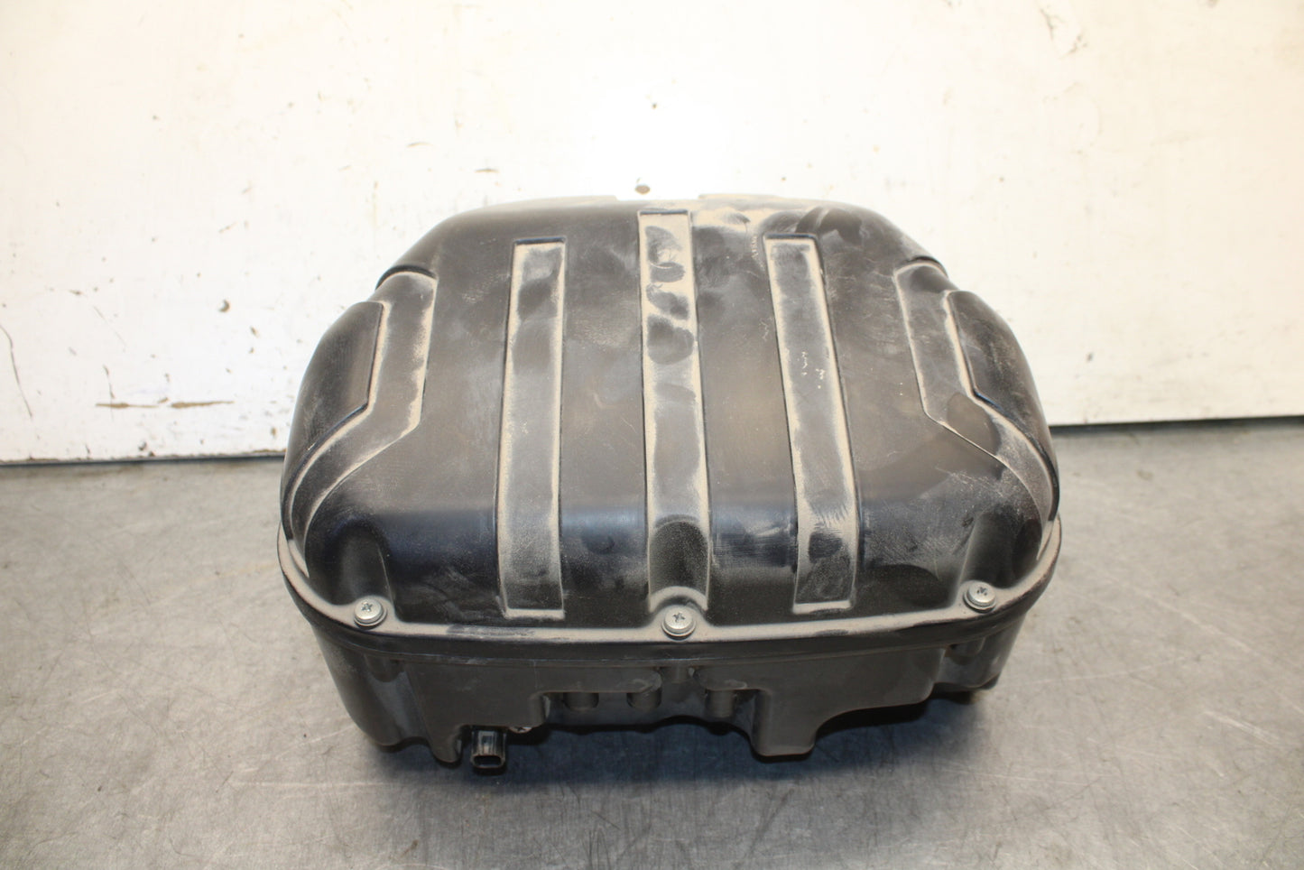 09-15 YAMAHA FZ6R AIRBOX AIR INTAKE FILTER BOX  BB686