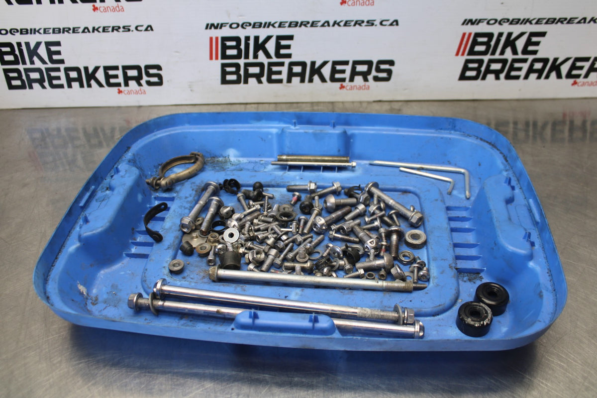 20 TRIUMPH STREET TRIPLE 765 MOUNTING BOLTS HARDWARE SCREWS BB864