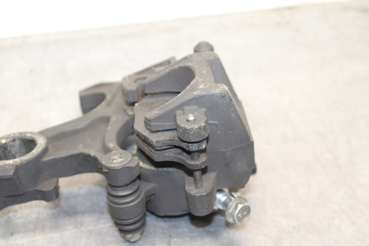 08-10 SUZUKI GSXR750 REAR BACK BRAKE CALIPER W MOUNT BRACKET BB127