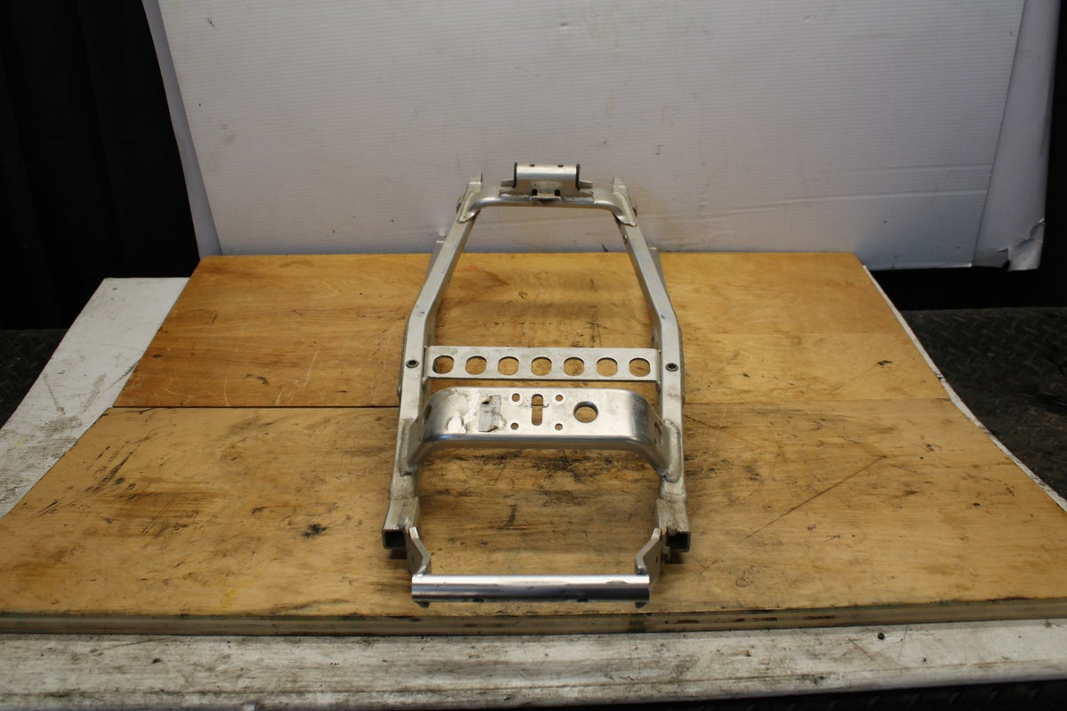 00-01 YAMAHA YZF R6 REAR SUBFRAME BACK SUB FRAME BB327