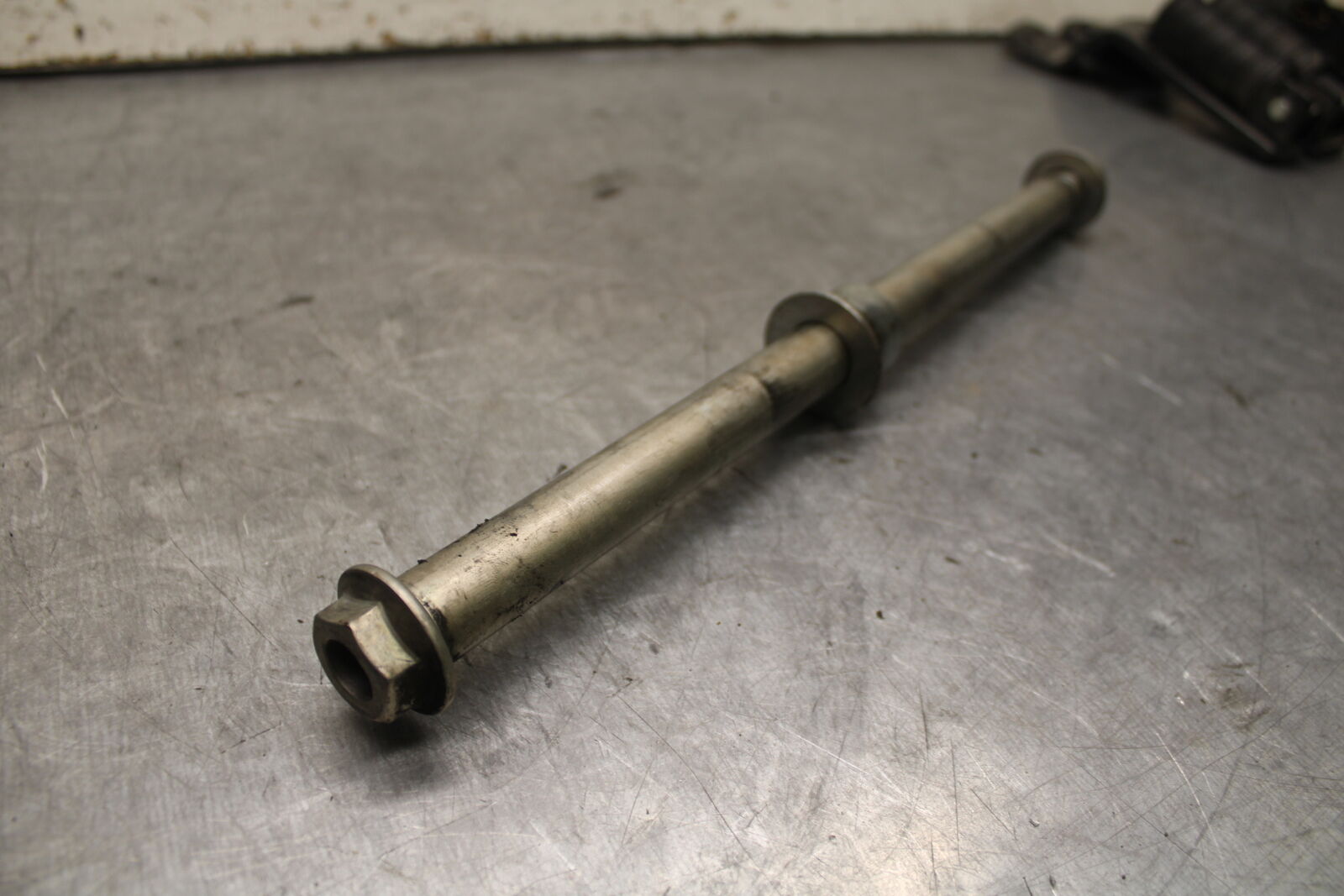 17-24 YAMAHA BOLT XVS950 REAR AXLE BACK WHEEL RIM PIVOT BOLT AXEL BB729