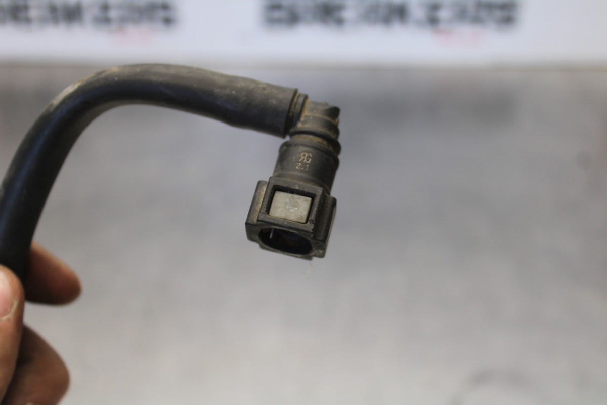 05 YAMAHA YZF R6 FUEL HOSE GAS LINE TUBE PIPE BB894