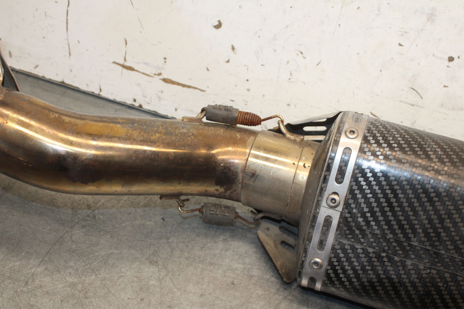 05-06 SUZUKI GSXR1000 YOSHIMURA EXHAUST PIPE MUFFLER SLIP ON CAN SILENCER BB677