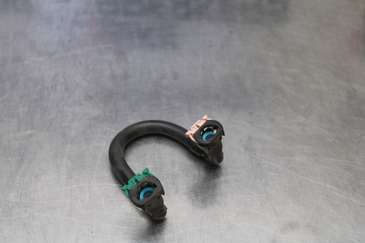 18 SUZUKI GSXR750 FUEL HOSE GAS LINE TUBE PIPE BB891