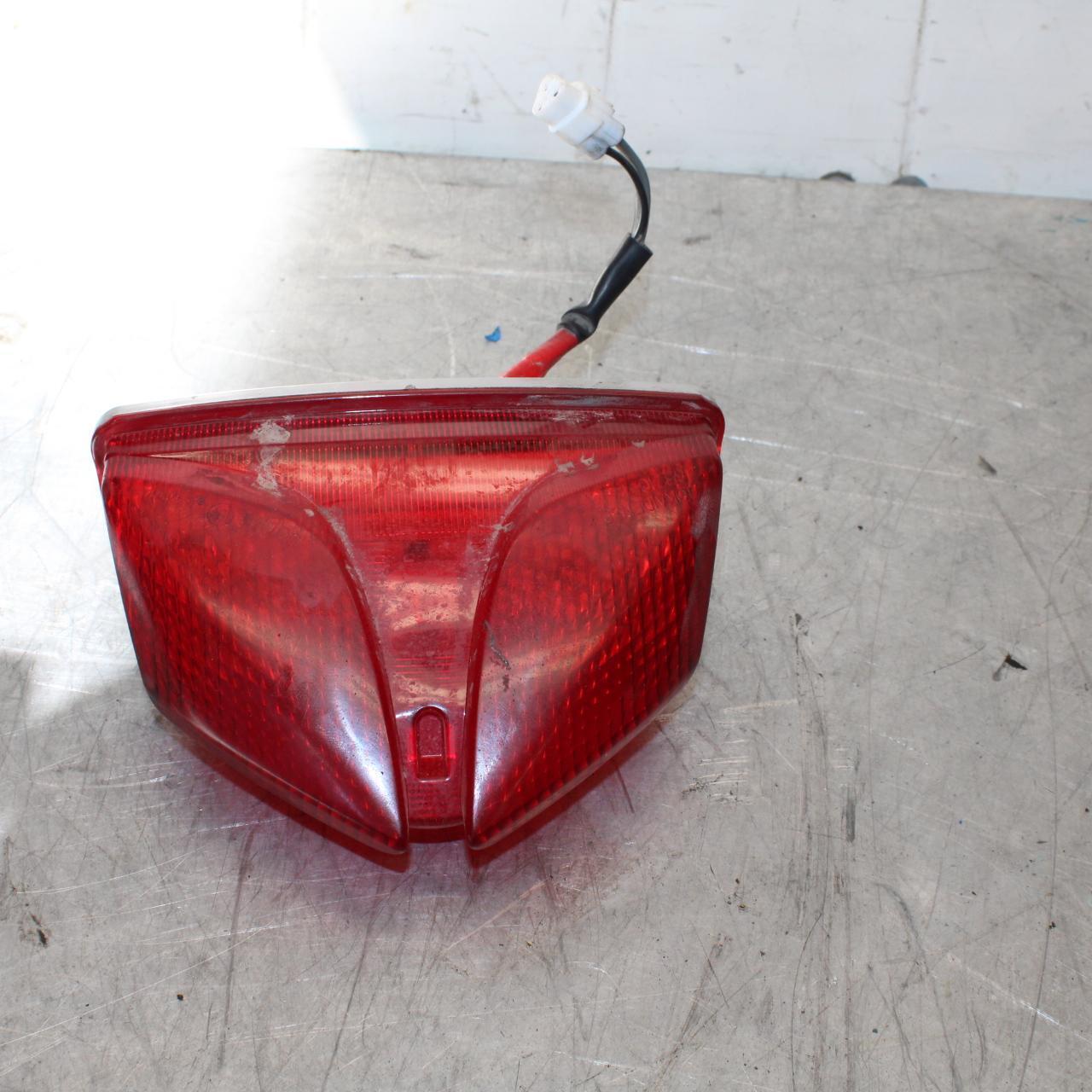 15-21 SUZUKI GSXR600 REAR TAIL TAILLIGHT BACK BRAKE LIGHT BB437