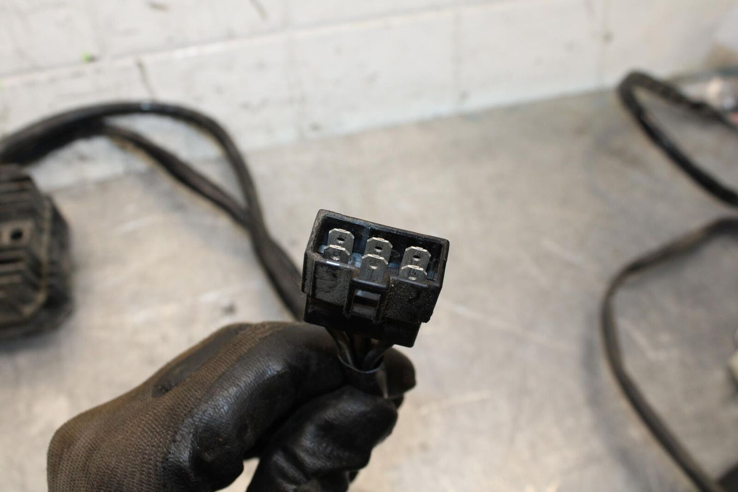 2005 Kawasaki Vulcan 1600 VN1600D Nomad RECTIFIER VOLTAGE REGULATOR BB556