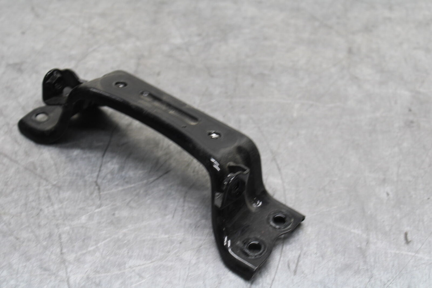 19-22 KAWASAKI Z400 GAS TANK FUEL CELL PETROL RESERVOIR BRACKET MOUNT BB738