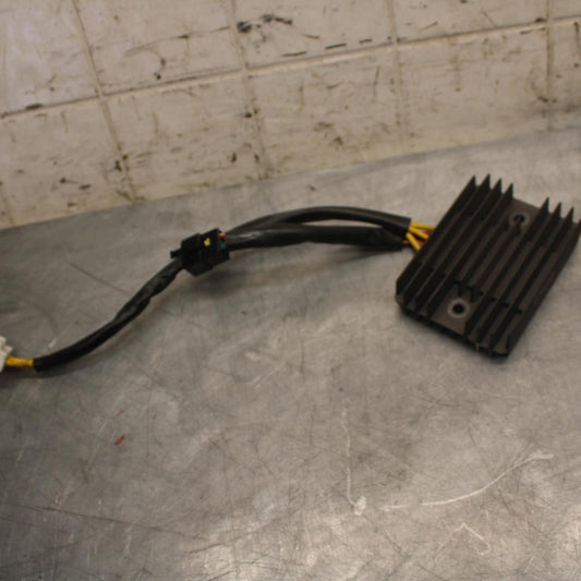 2010 Aprilia RSV1000R RECTIFIER VOLTAGE REGULATOR BB513