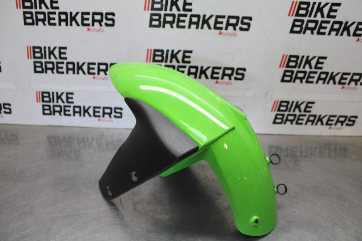 04-05 KAWASAKI NINJA ZX10R FRONT WHEEL FENDER COWL FAIRING BB931