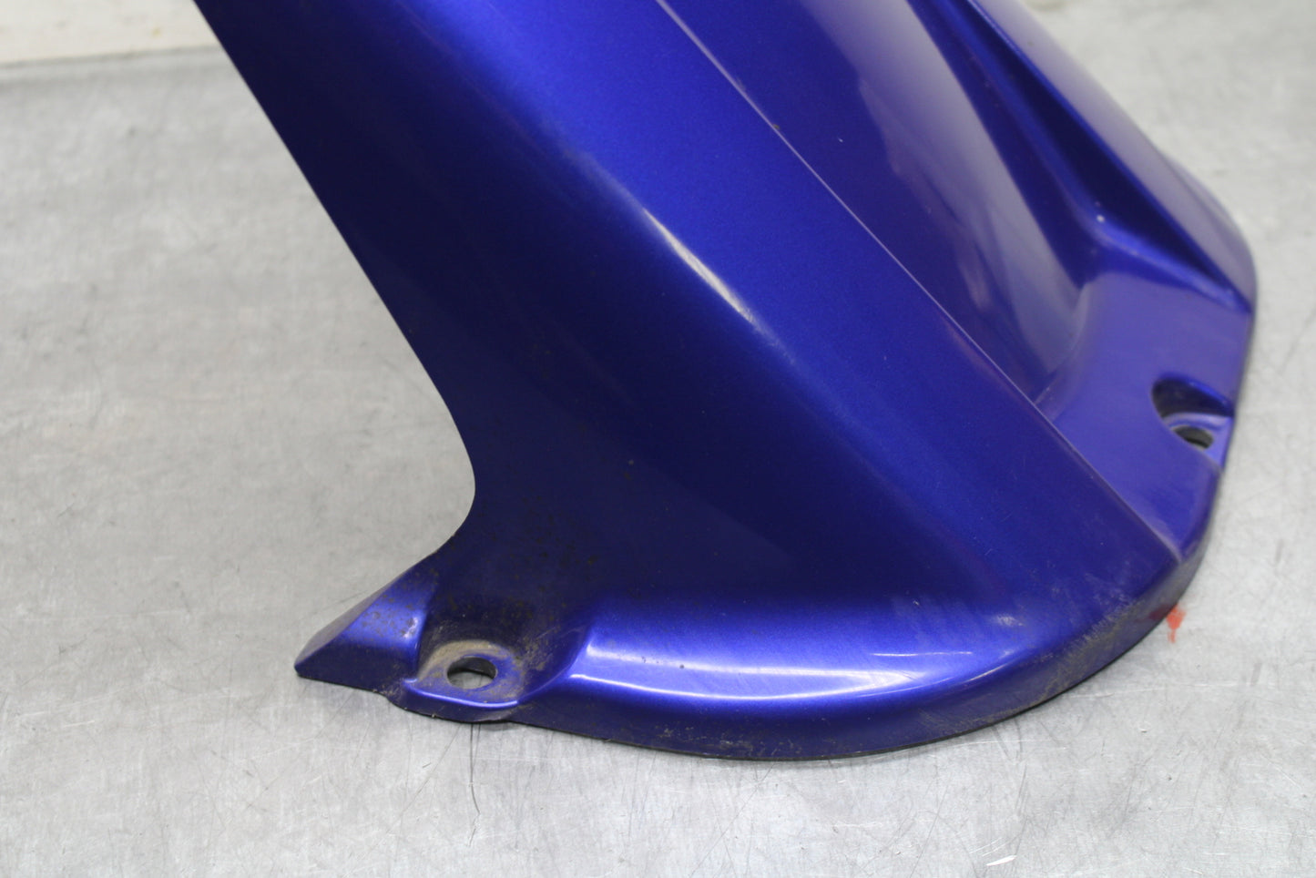 00-01 YAMAHA YZF R1 REAR BACK WHEEL TIRE HUGGER FENDER BB755