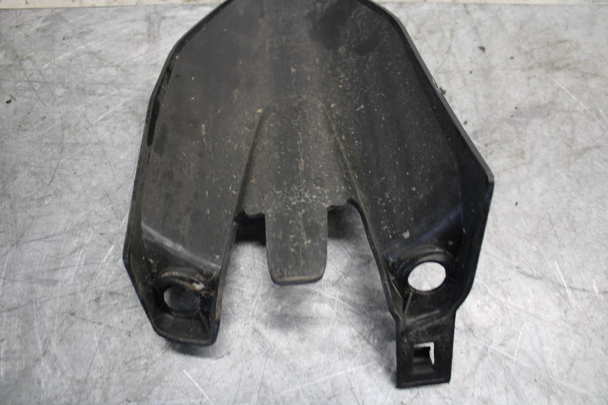 22-23 HUSQVARNA SVARTPILEN 401 REAR BACK WHEEL TIRE HUGGER FENDER BB541