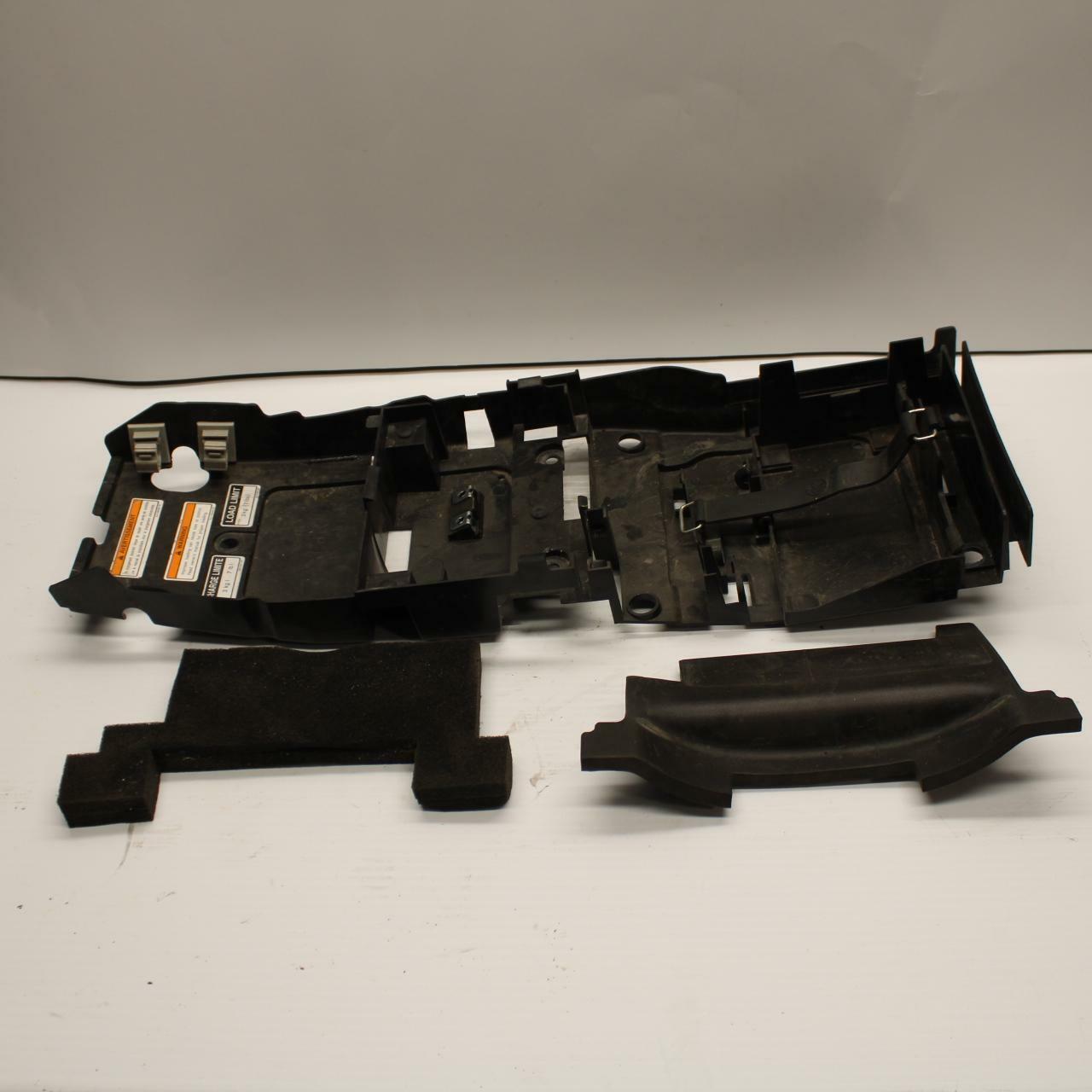 08-16 YAMAHA YZF R6 REAR BACK TAIL UNDERTAIL BATTERY TRAY PLASTIC BB247