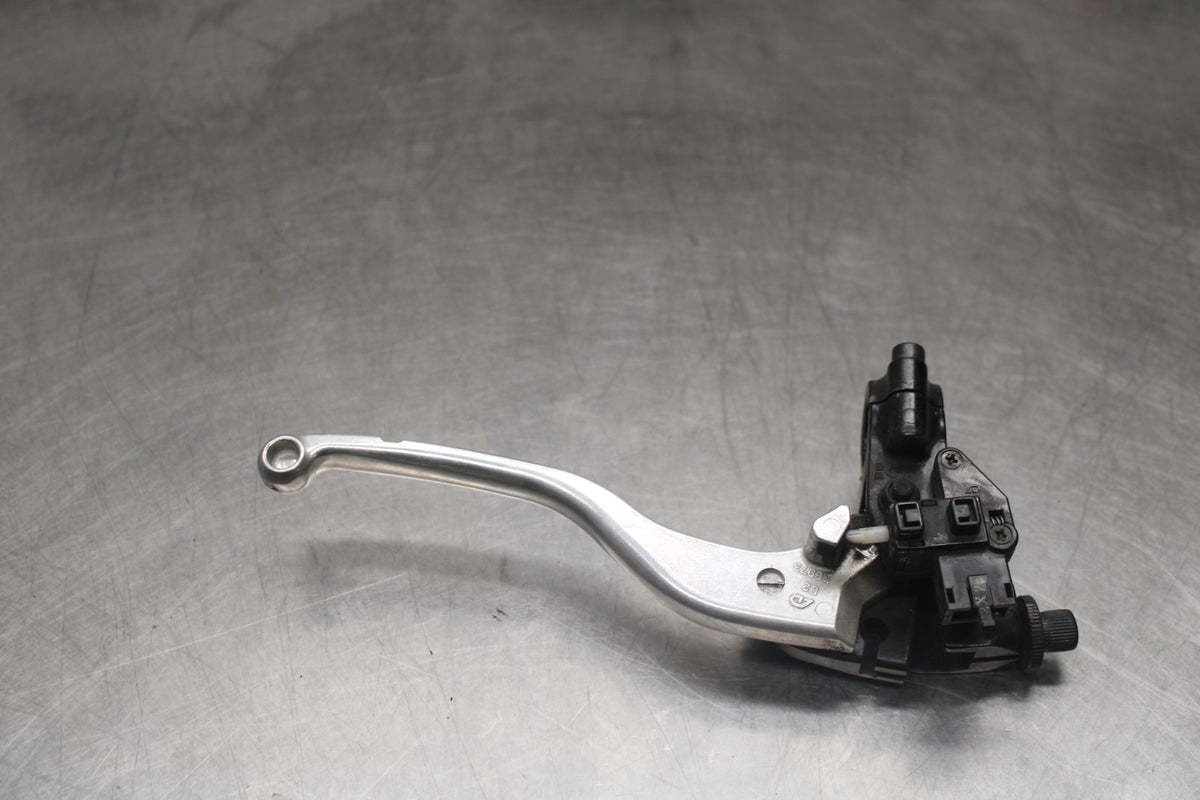 23 KAWASAKI Z900RS CLUTCH PERCH MOUNT WITH LEVER  BB935