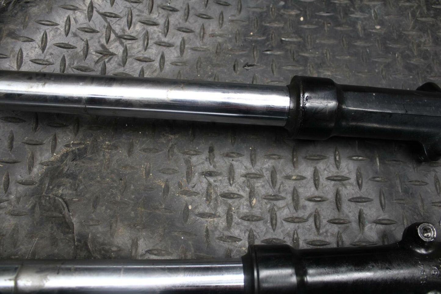 86 SUZUKI GS750ES FRONT FORKS SHOCK SUSPENSION SET PAIR BB233