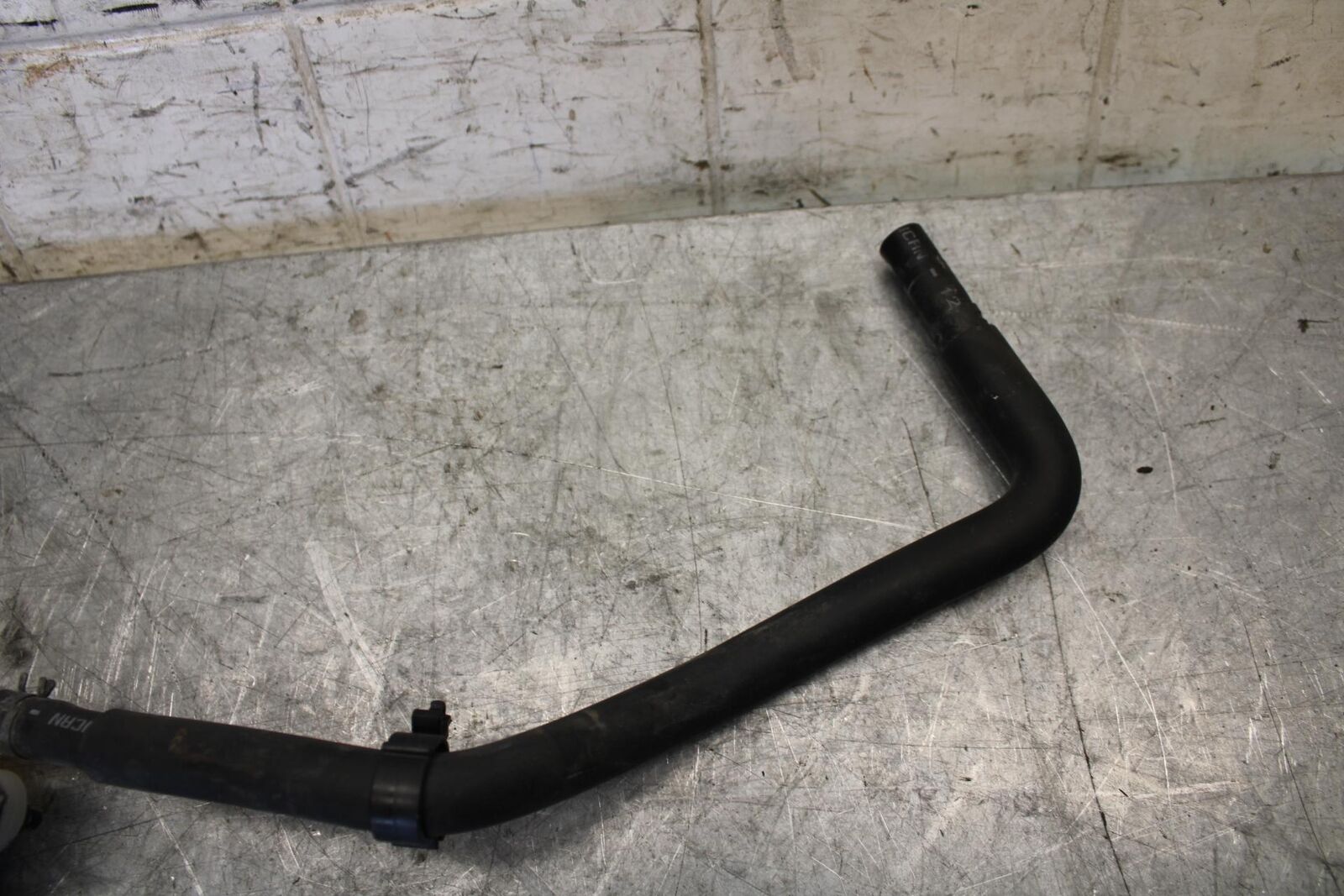 2015 Yamaha FZ09 REAR  MASTER FLUID RESERVOIR TANK BOTTLE 14B-25894-00-00  BB535