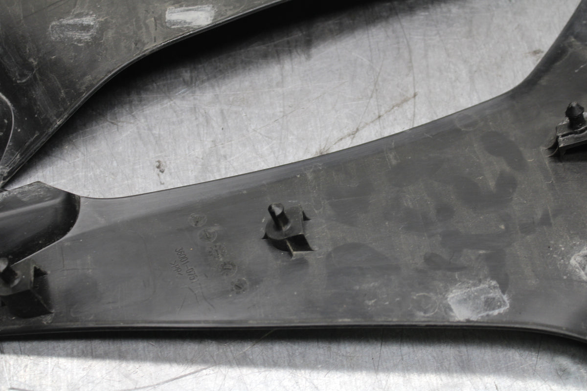 24 KAWASAKI NINJA 500 ABS RIGHT LEFT SIDE SEAT PANELS TRIMS COWLS FAIRINGS BB744