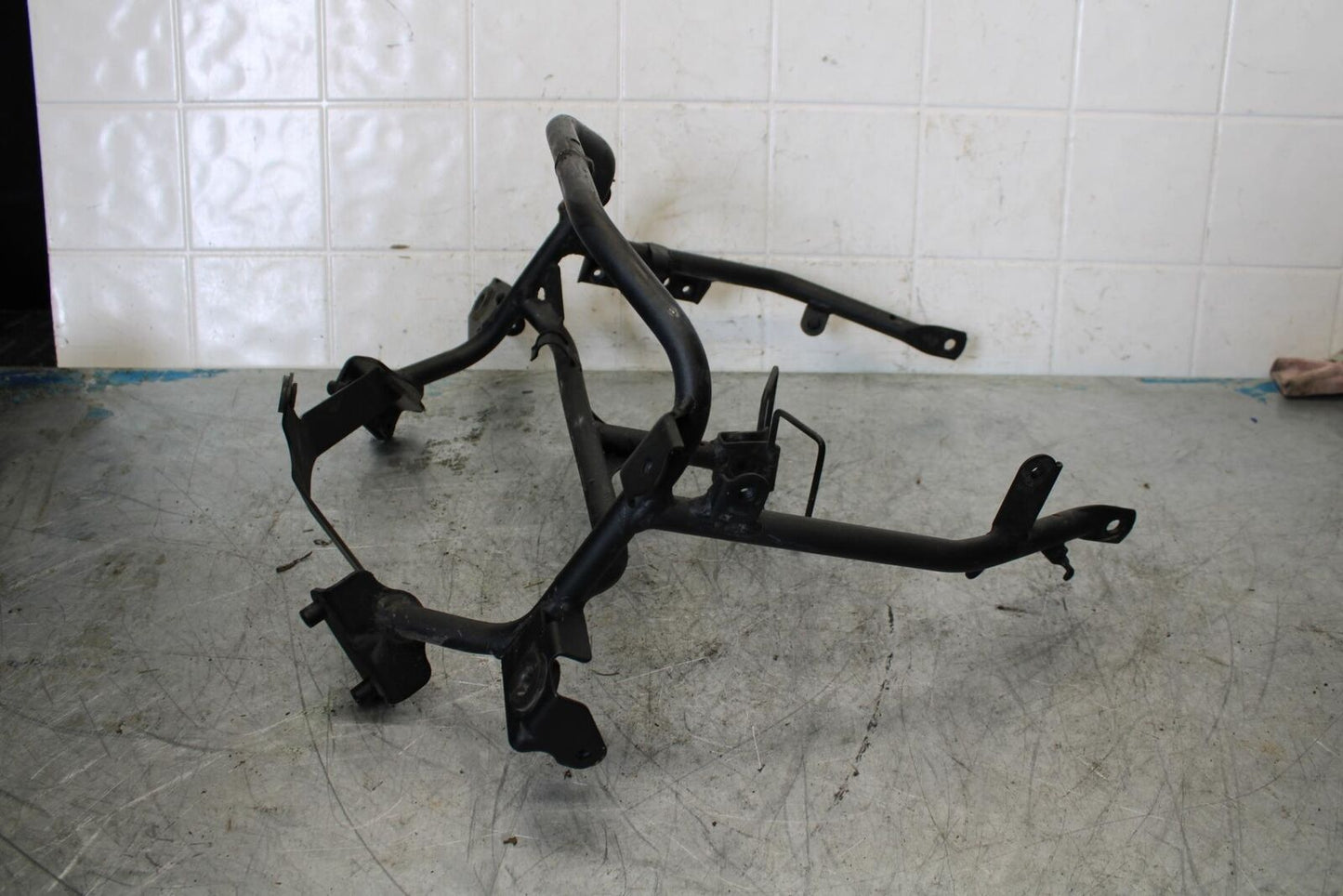 13-17 KAWASAKI NINJA 300 UPPER FAIRING MIRROR GAUGES STAY BRACKET BB429