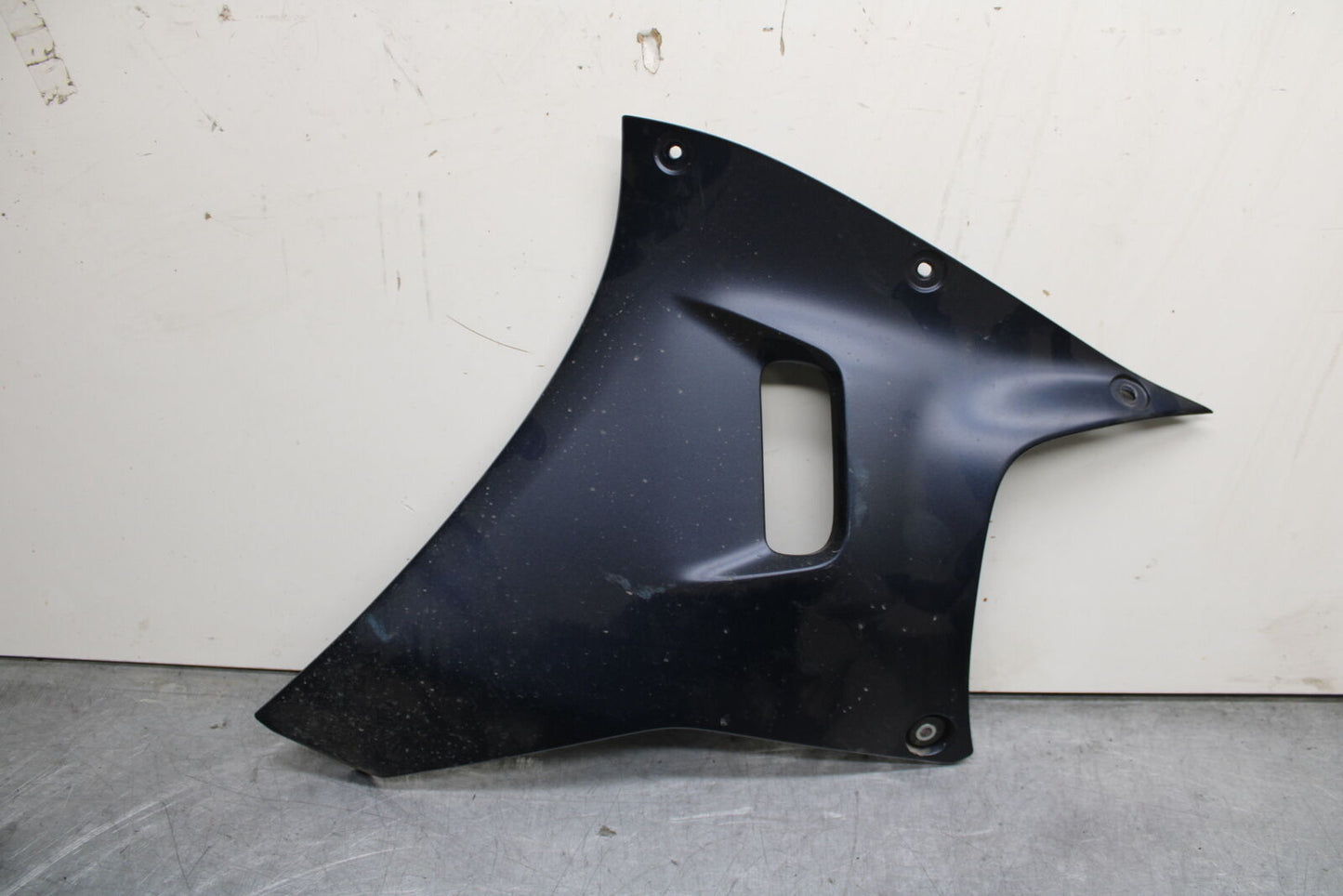 22-23 YAMAHA YZF R7 LEFT LOWER BOTTOM BELLY SIDE FAIRING COWL BB583