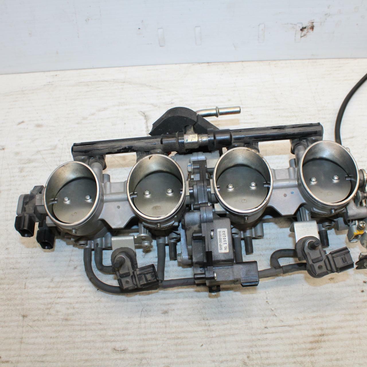 13-18 KAWASAKI NINJA ZX6R MAIN FUEL INJECTORS / THROTTLE BODIES BB304