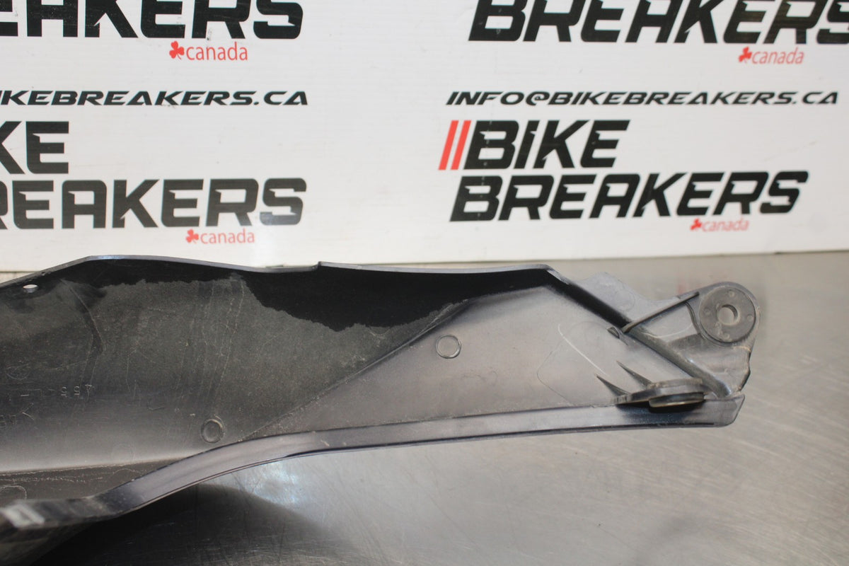 08 SUZUKI SV650 RIGHT REAR BACK TAIL FAIRING COWL SHROUD BB846