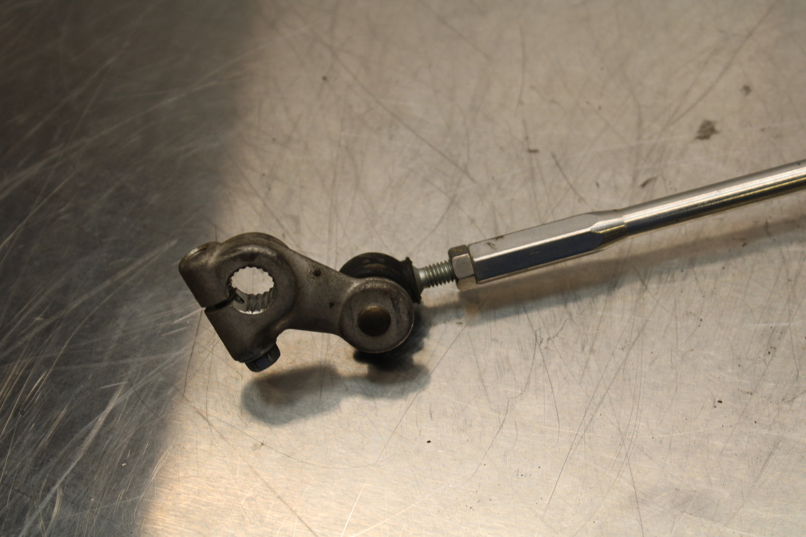 11 SUZUKI GSXR1000 SHIFTER LINKAGE SHIFT LINK PEDAL BB142