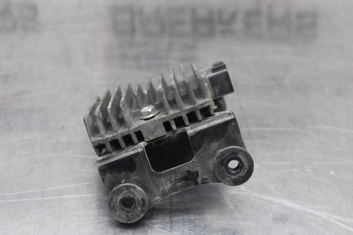 13 KAWASAKI NINJA 650 EX650F ABS RECTIFIER VOLTAGE REGULATOR BB828