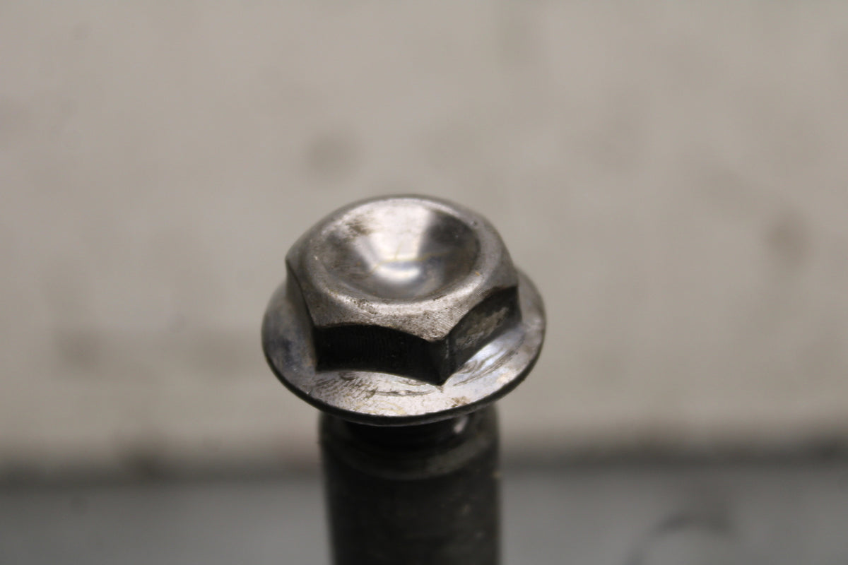 14 HONDA CTX1300A FRONT WHEEL RIM AXLE PIVOT BOLT BB732