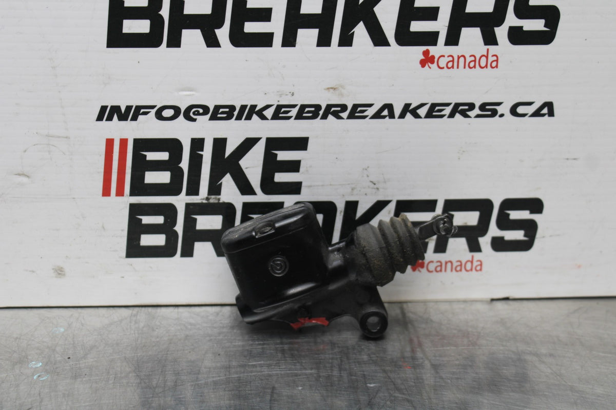 08 HARLEY-DAVIDSON ELECTRA GLIDE POLICE EFI FLHTPI REAR BACK BRAKE MASTER BB816