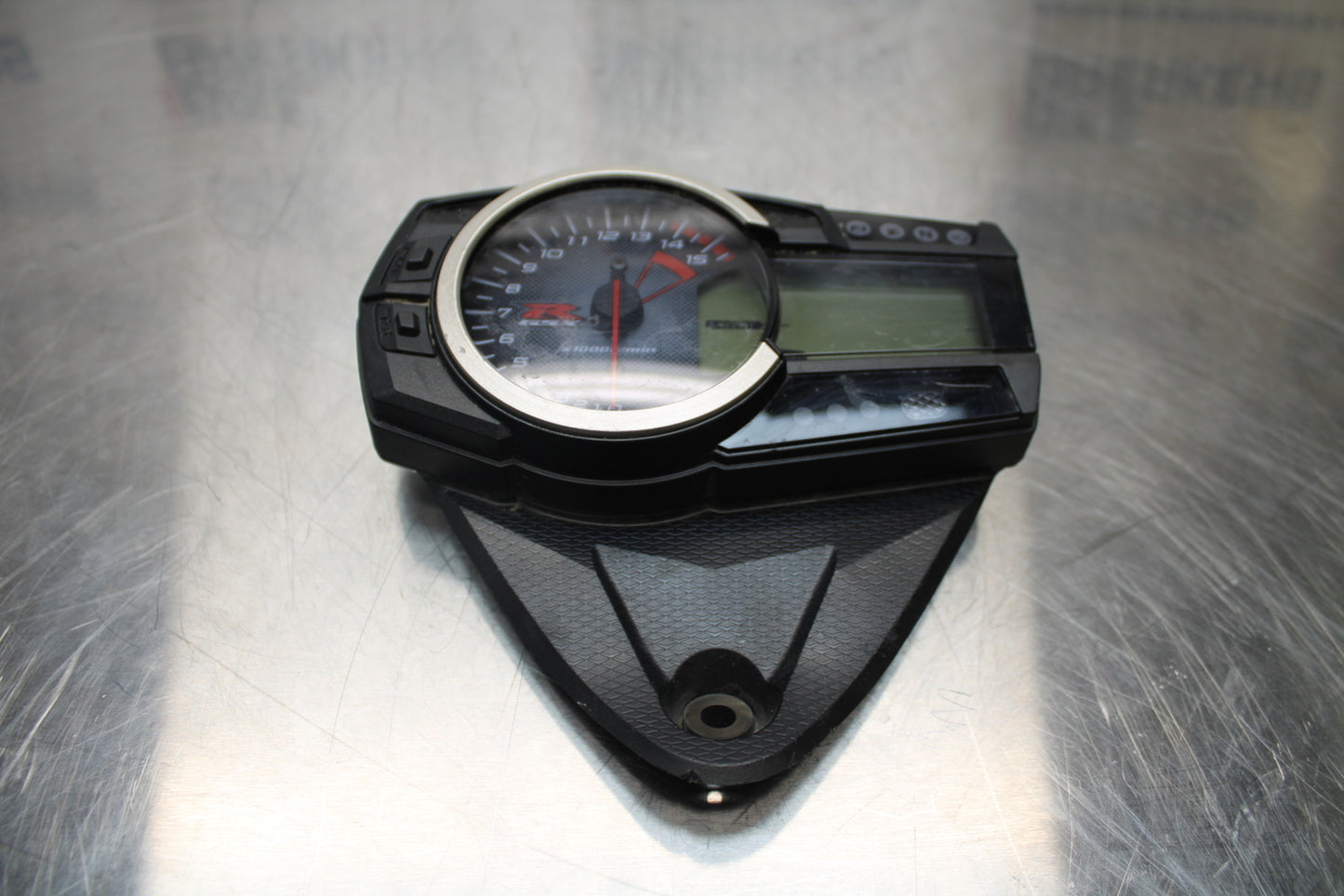 11 SUZUKI GSXR1000 SPEEDO TACH GAUGES CLUSTER SPEEDOMETER TACHOMETER BB142