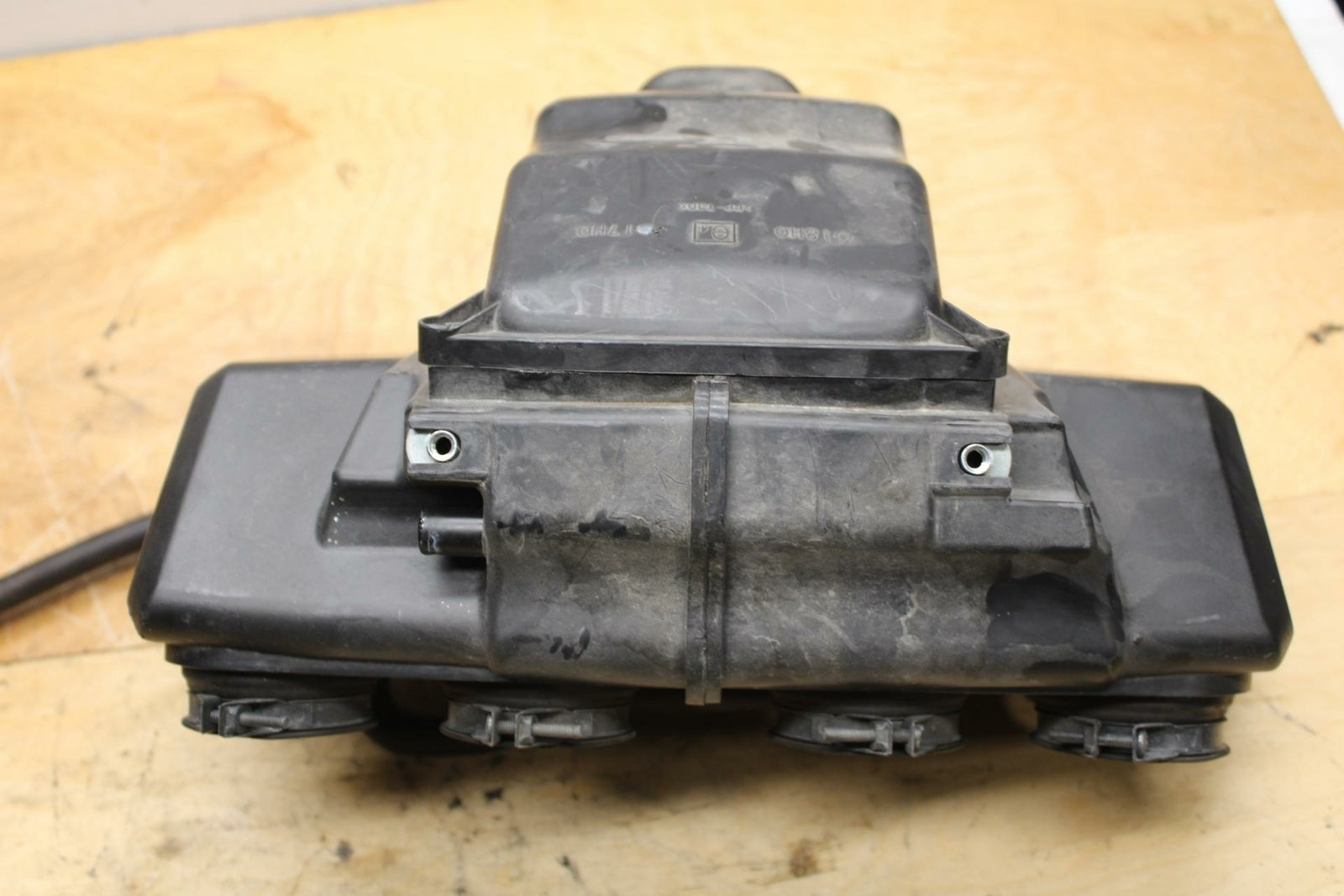 07-12 SUZUKI BANDIT 650S AIRBOX AIR INTAKE FILTER BOX BB328