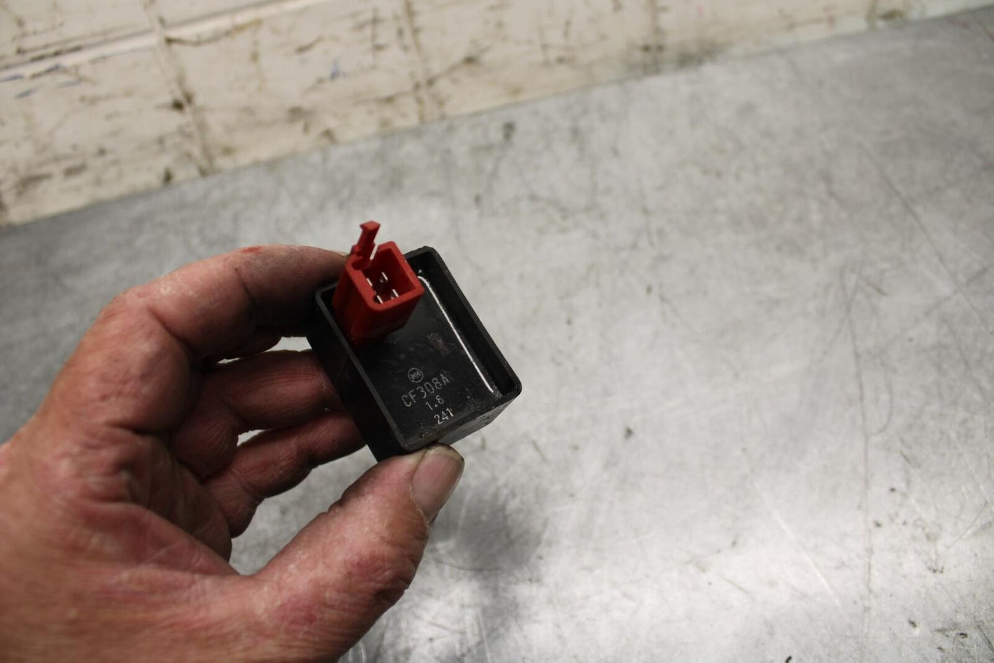 2001 Kawasaki Ninja ZX6 ZX600E RELAY fuel pump BB547