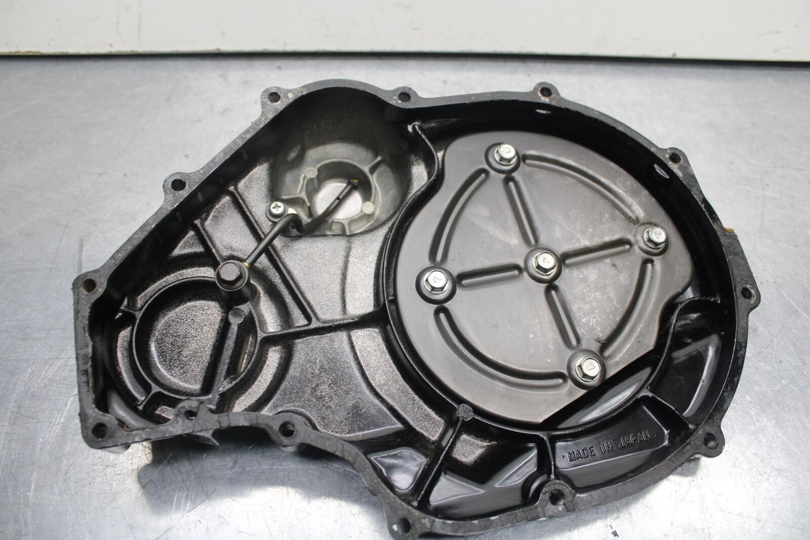 1985 Kawasaki Ninja 900R ZX900A CLUTCH SIDE ENGINE MOTOR COVER BB84