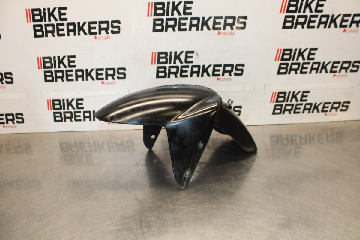 05-08 TRIUMPH SPEED TRIPLE 1050 FRONT WHEEL FENDER COWL FAIRING BB933