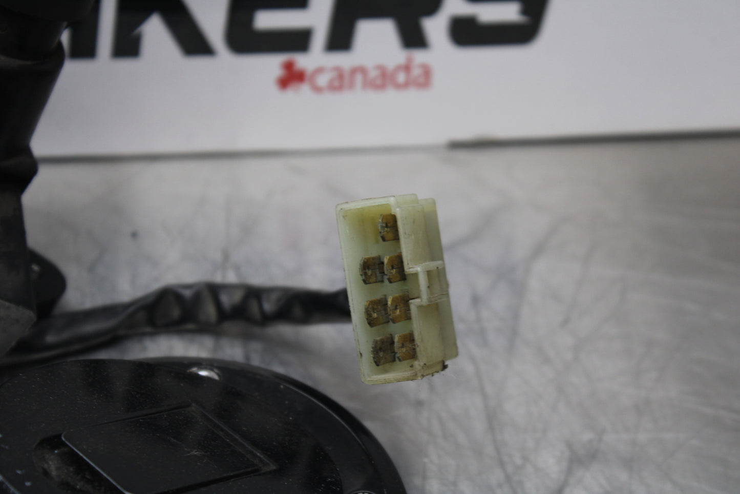 04-05 KAWASAKI NINJA ZX10R IGNITION LOCK KEY SET W/ GAS CAP AND SEAT LOCK BB163